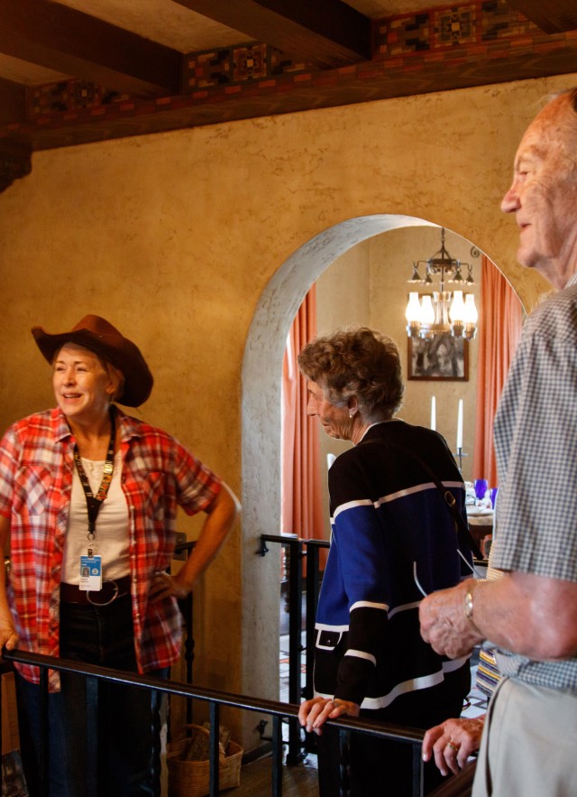 volunteer giving a tour at the hart museum